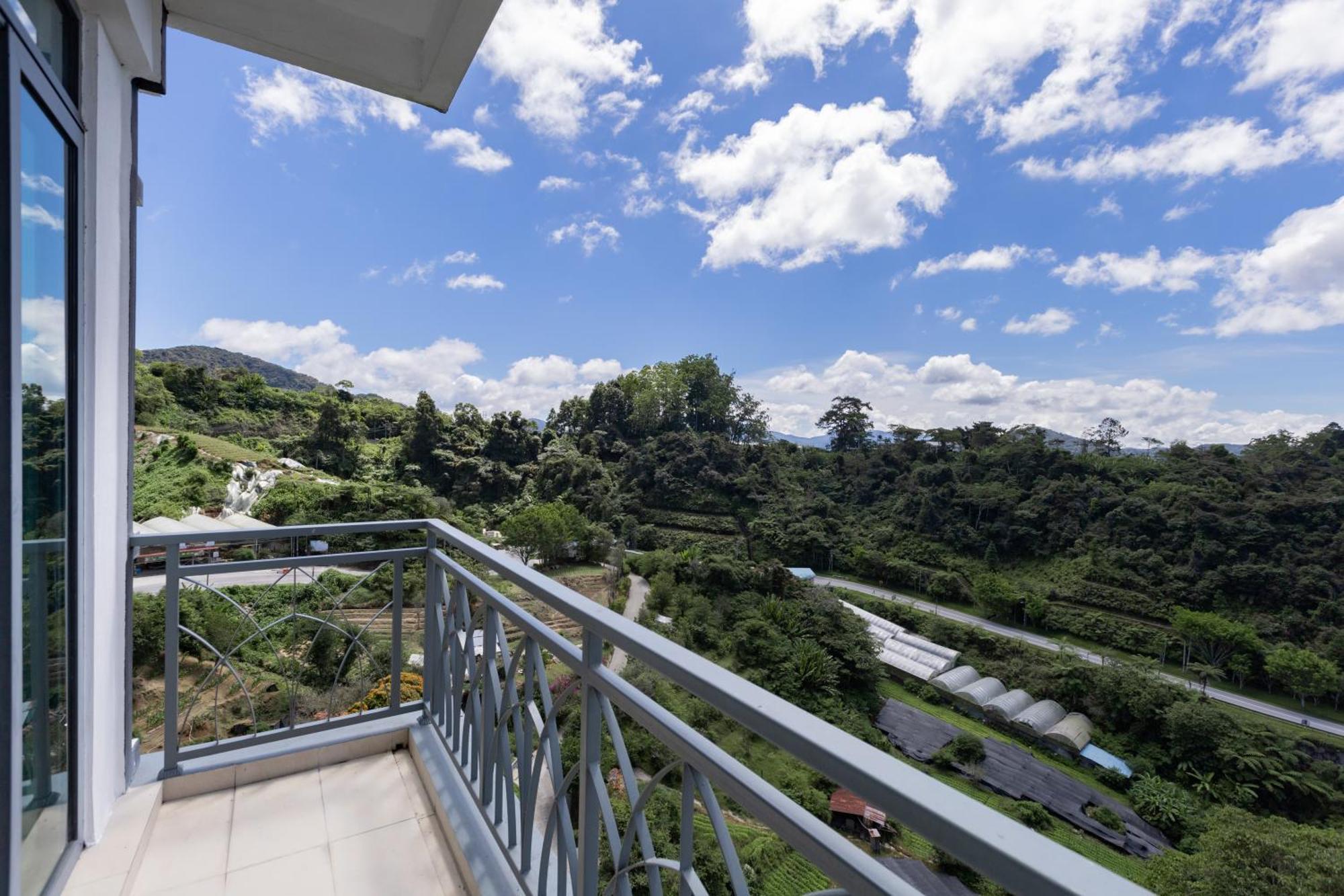 Hills Aranda Nova Hotel Cameron Highlands Exterior photo